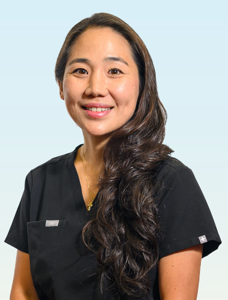 Dr. Leah Yi